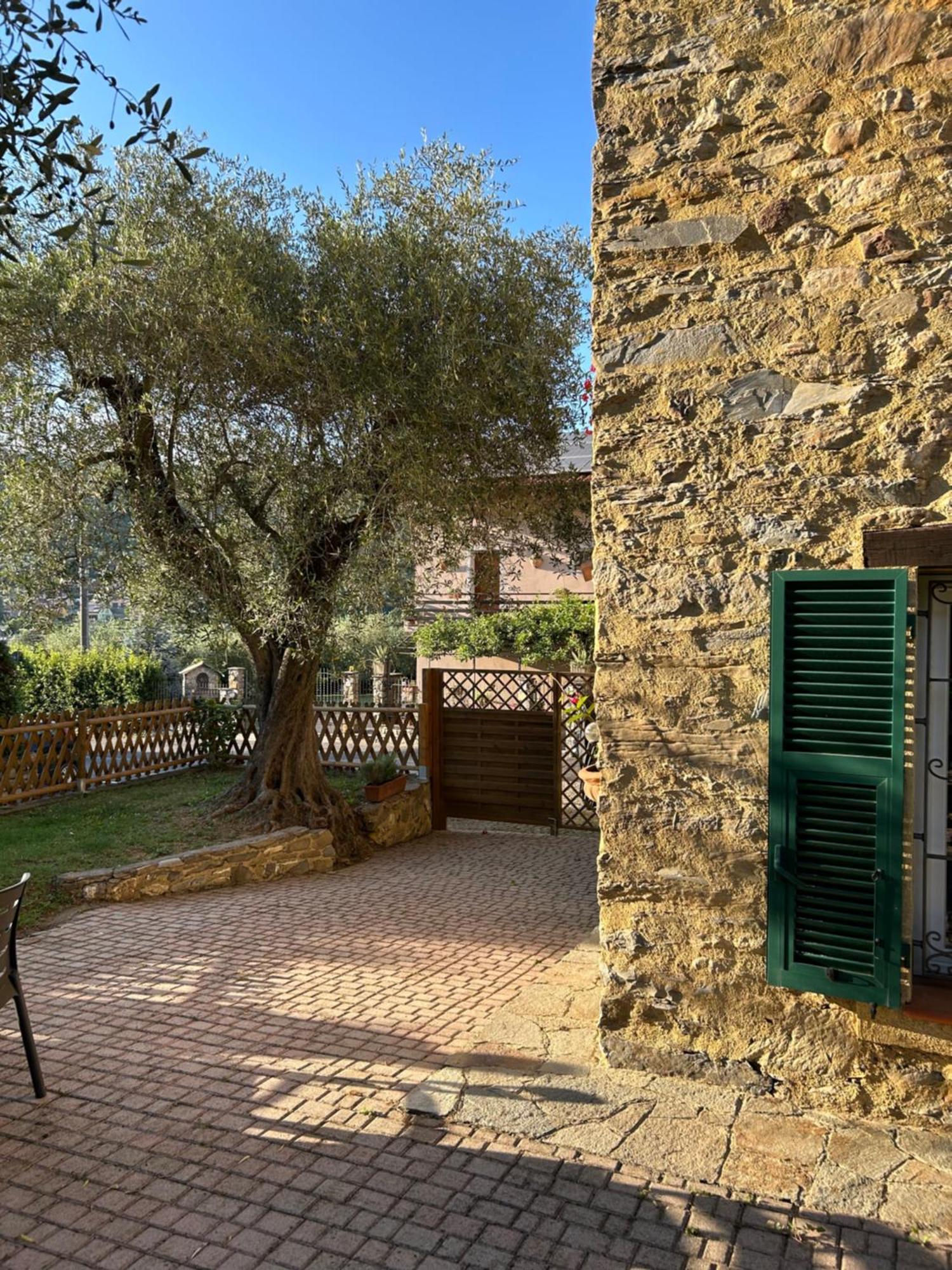 Casa Margot Appartement Garlenda Buitenkant foto